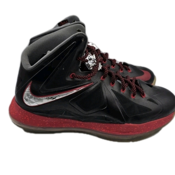 Nike LeBron 10 X 10+ Pressure Black Red Sport Size 12 Sneakers    Basketball Men main image 5